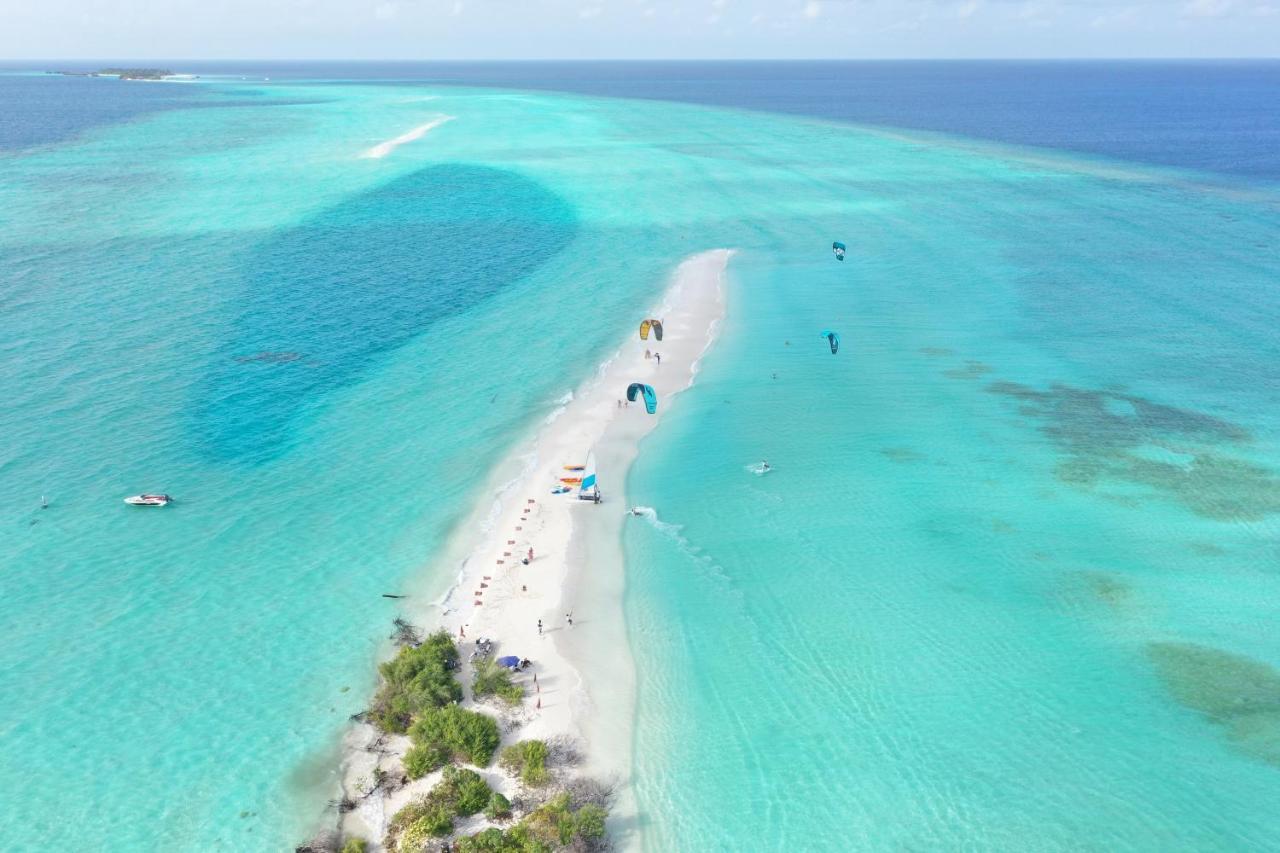 Summer Vibes Beach Front Rasdhoo Exterior foto